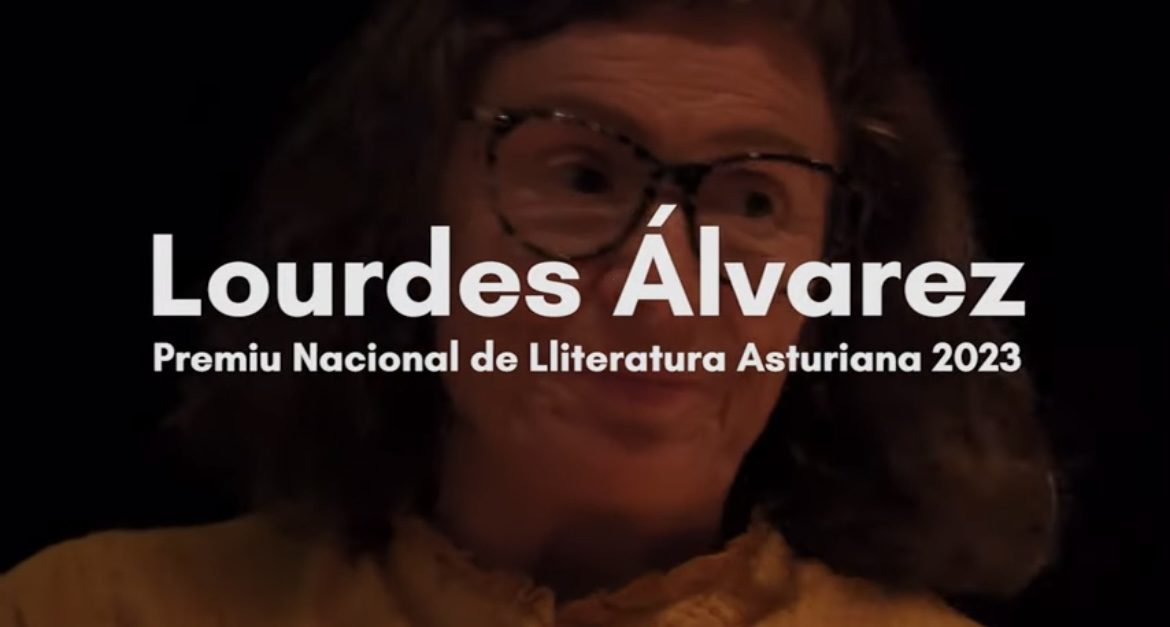 Inaciu Galán durante la grabación del documental sobre Lourdes Álvarez